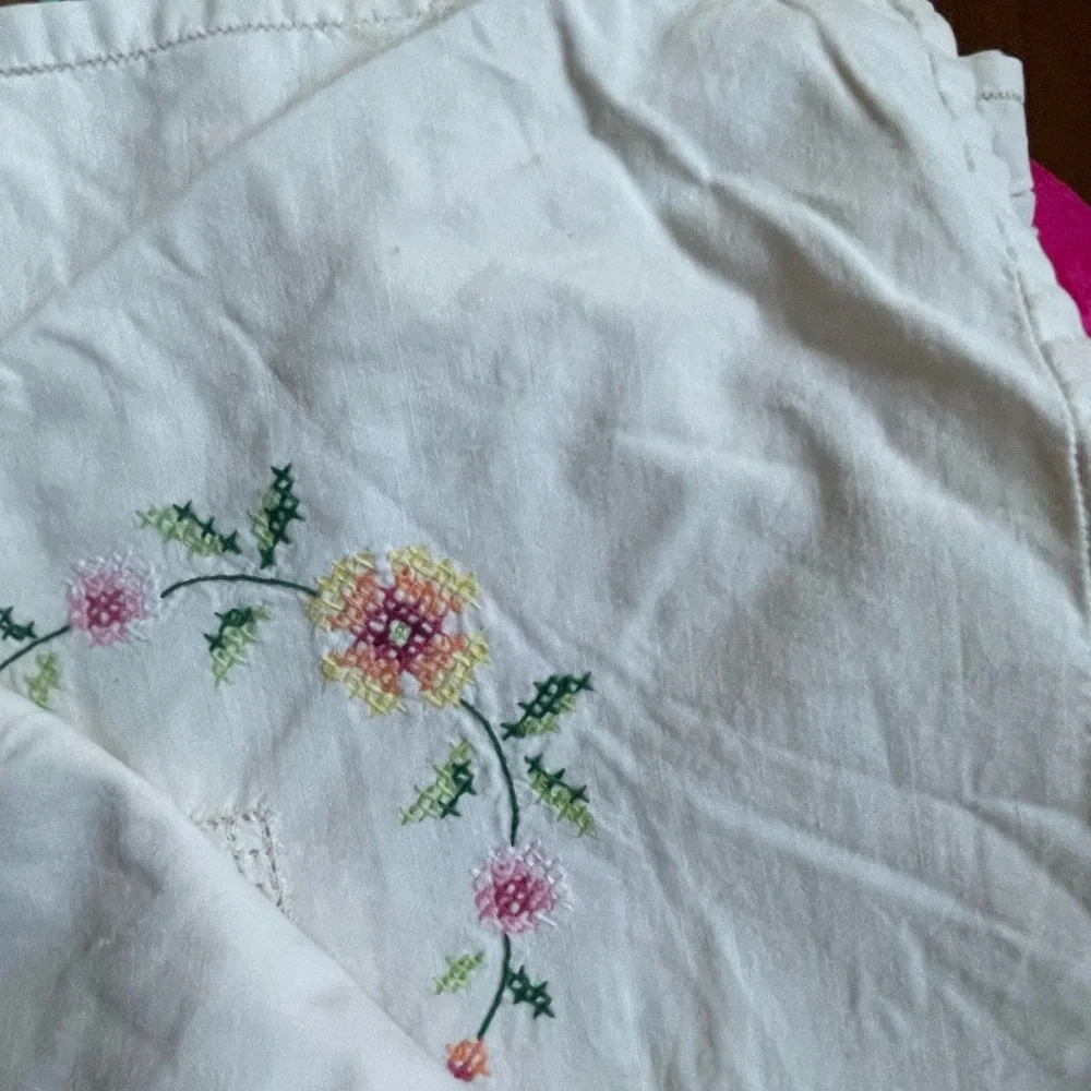 Vintage Tablecloth Hand Embroidered Floral CrossStitch 50” Sewing Upcycle craft - Picture 7 of 14